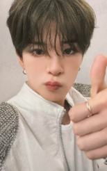 快闪dvd特典卡 萨 自拍ver.B