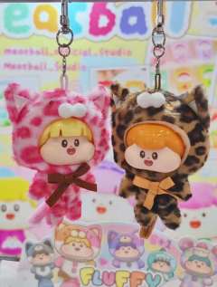 限定吊卡-粉红抱抱-资料图