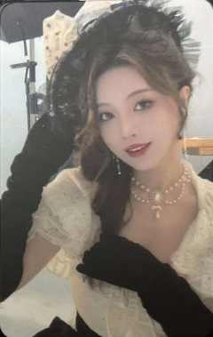 高志娴 25元旦纪念小卡 ver.B