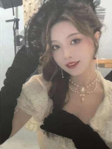 高志娴 25元旦纪念小卡 ver.B