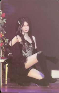 刘力菲 九周年典藏卡 ver.B