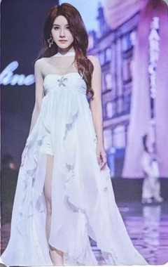 刘倩倩 九周年典藏卡 ver.A