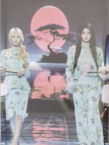 张琼予&刘力菲 九周年典藏卡 ver.A