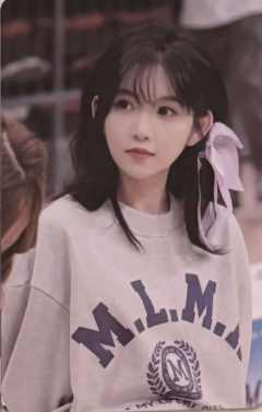 杨若惜 九周年典藏卡 ver.A