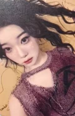 ny5.0上海签售 月