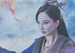 郑希怡/骊朝央金签卡(148编)