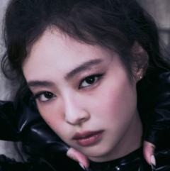 JENNIE