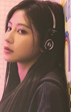 袁一琦 风向精装豪华内封小卡 ver.B