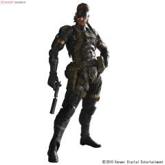 裸蛇 Sneaking Suits-资料图