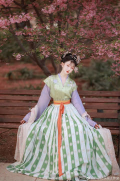 唐制褙子半臂汉服-资料图