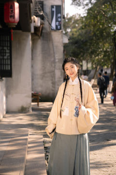清客狸奴·补服-资料图