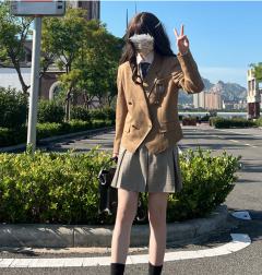 津律高·西服-资料图