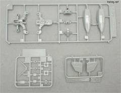 MG FF-X7 核心战机 RX-78-2 元祖高达 钛金属色电镀版-资料图