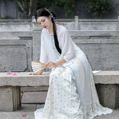 折枝花碎花·马面裙-资料图