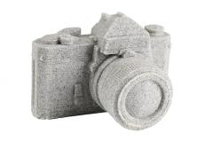GREY GLASS CAMERA , 2012-资料图