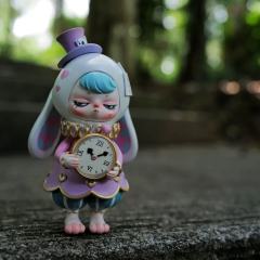 梦境引导者-粉兔-资料图