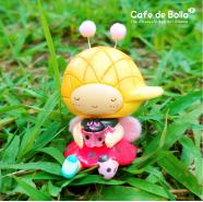 菠萝油妹妹与小瓢虫