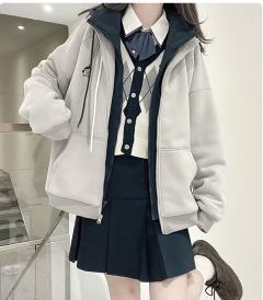 樱子小姐·外套-资料图