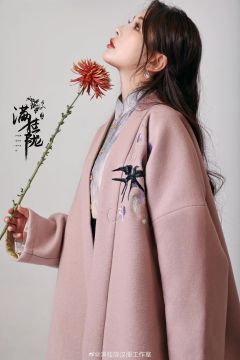 盼燕归-资料图