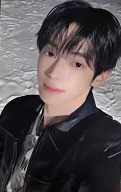 yzy签售1.0 4