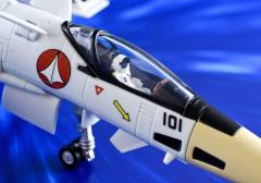 VF-4闪电三式战斗机-资料图