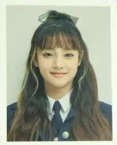 二期会员礼证件照 妮