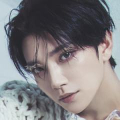 洪知秀