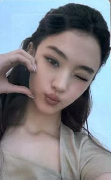 欧莱雅2.0代言卡ella