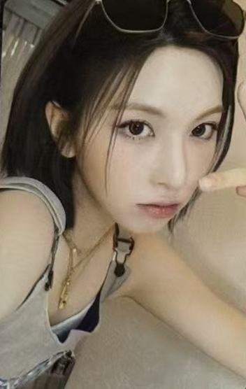 yzy签售5