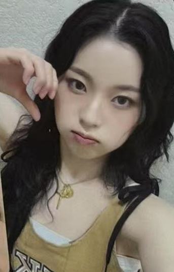 yzy签售7