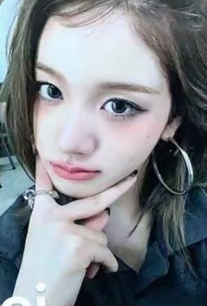 ms上海合影卡 勾 比耶ver.