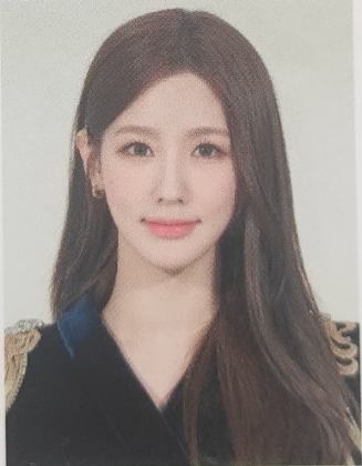 三期会员礼证件照 面