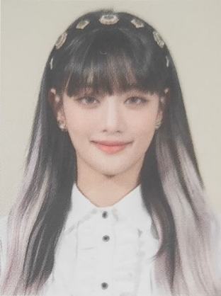 三期会员礼证件照 妮