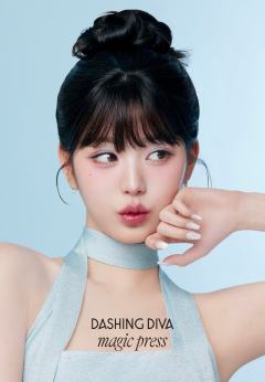 Dashing Diva代言周边