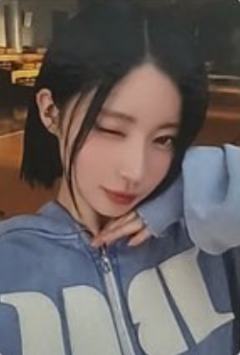 一周年特别卡 角 ver.C