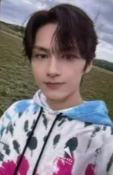 yzy签售5.0俊