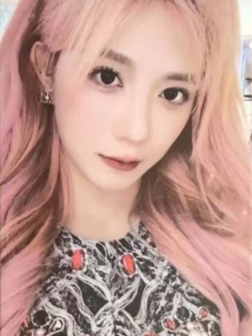 郑丹妮 燃烧吧团魂厦门站小卡ver.B