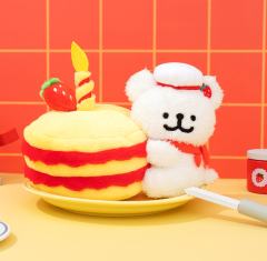 蛋糕毛绒摆件-资料图