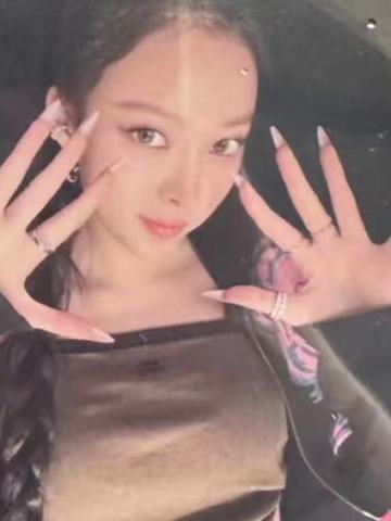 HANDS UP打歌卡2.0 narin