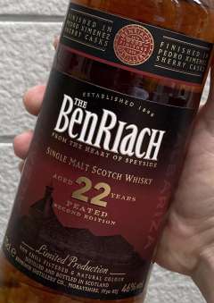 本利亚克 22年-资料图