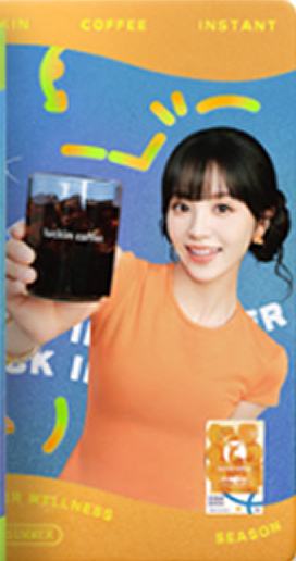 瑞幸代言多巴胺卡 ver.B