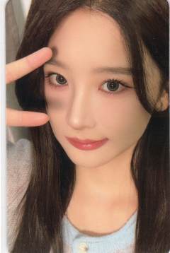 周诗雨 mvp巡演主题小卡