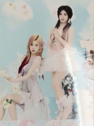 郭晓盈&朱玥彤 白色情人节合照