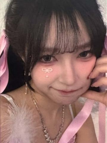 王思奕 白色情人节小卡 ver.C