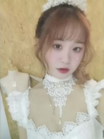 朱一柠 白色情人节小卡 ver.C