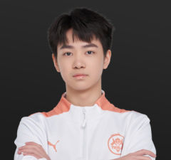 小亦