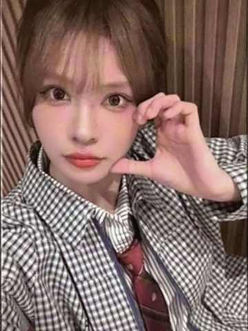 杨冰怡 星光成都站小卡ver.B
