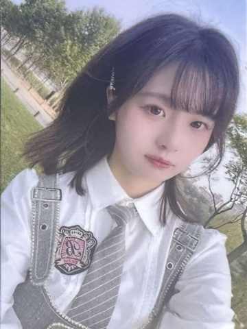 黄怡慈 B·RISE梦之门小卡 ver.A