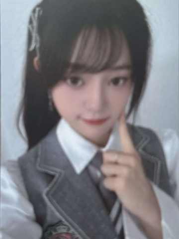 王佳琪 B·RISE梦之门小卡 ver.C