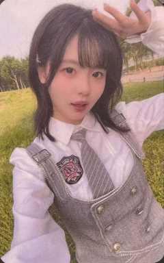 黄怡慈 B·RISE梦之门礼包未公开小卡